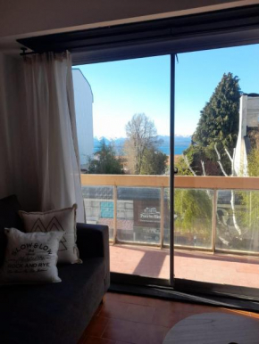 Pleno Centro, departamento con vista al lago